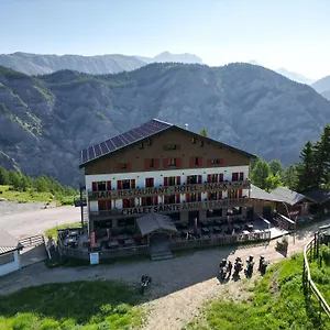 Sainte Anne/ La Pourvoirie Hotel
